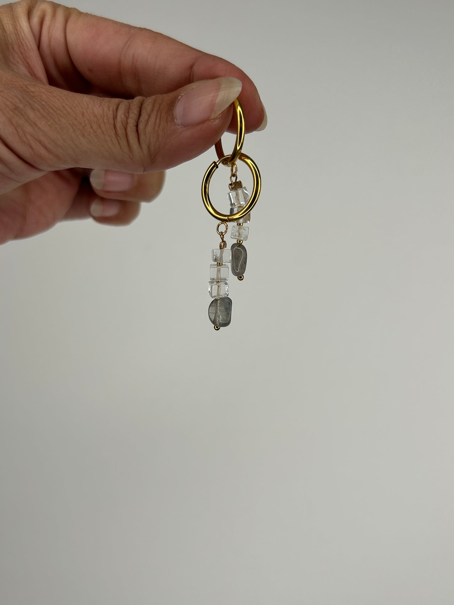 Ohrring Cube grey gold