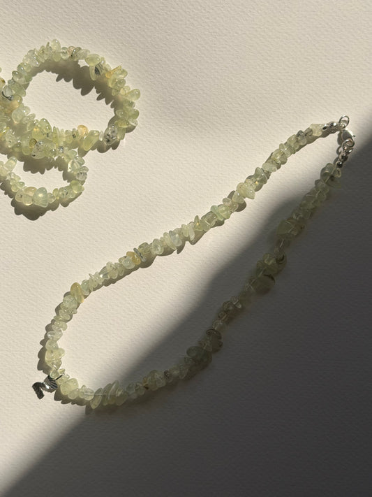 Kette Initial Gem green