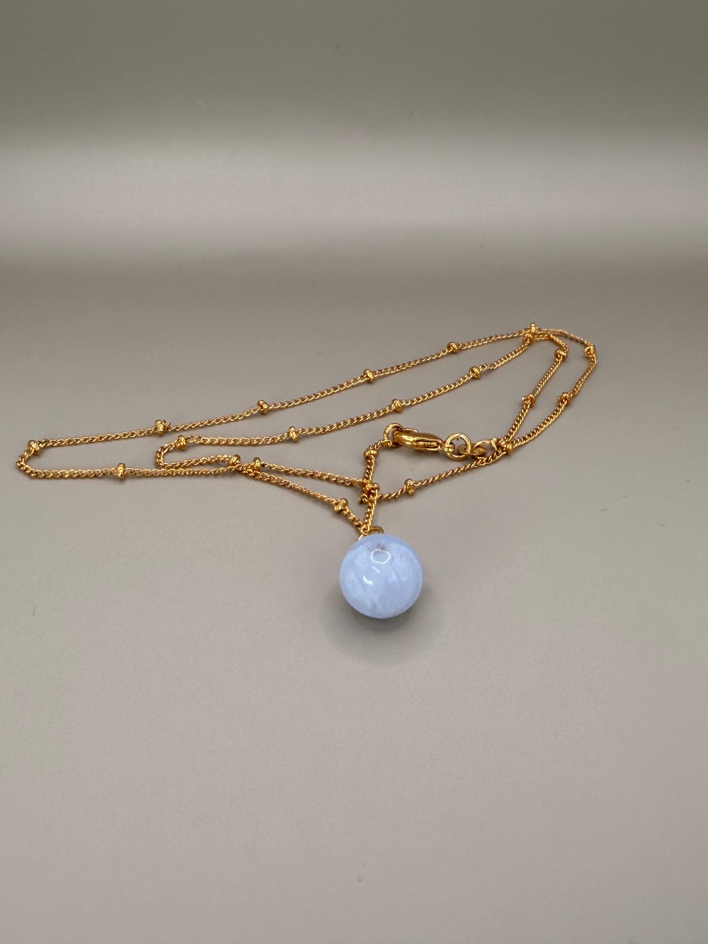 Kette Universe Chalcedony